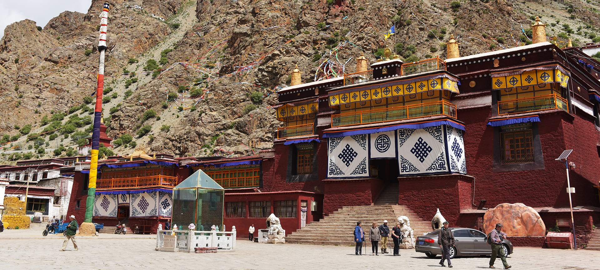Tibet Trekking from Tsurpu to Yangbajing
