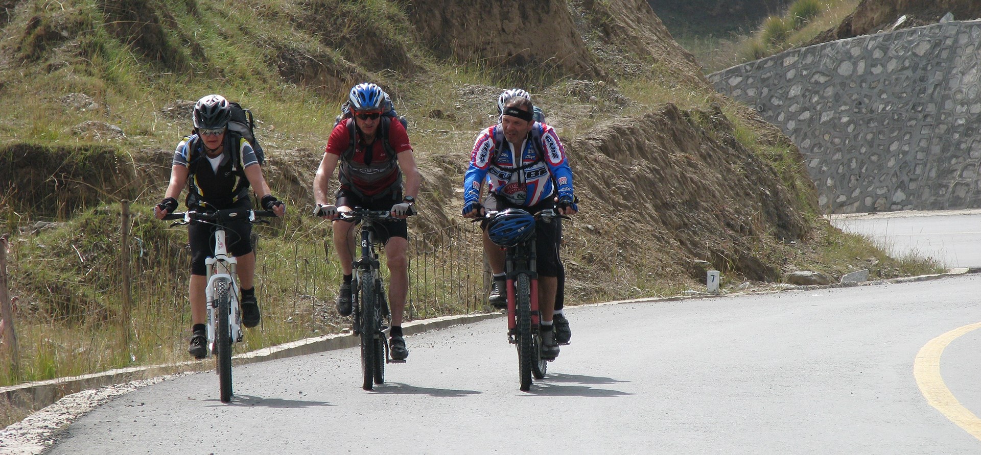 Mountain Bike Adventure Tour in Tibetan Areas Kham-Amdo