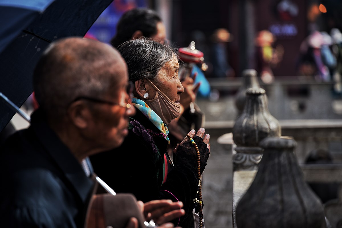 Believers in front of Jokhang Temple