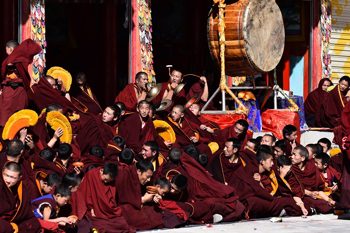 Monlam Festival (Losar, Tibetan New Year) in Aba