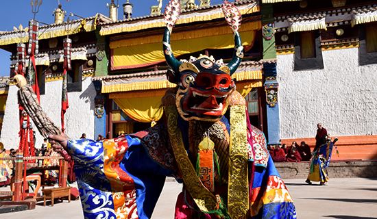 Monlam Festival (New Year's Festival, Losar) in Repkong (Tongren)