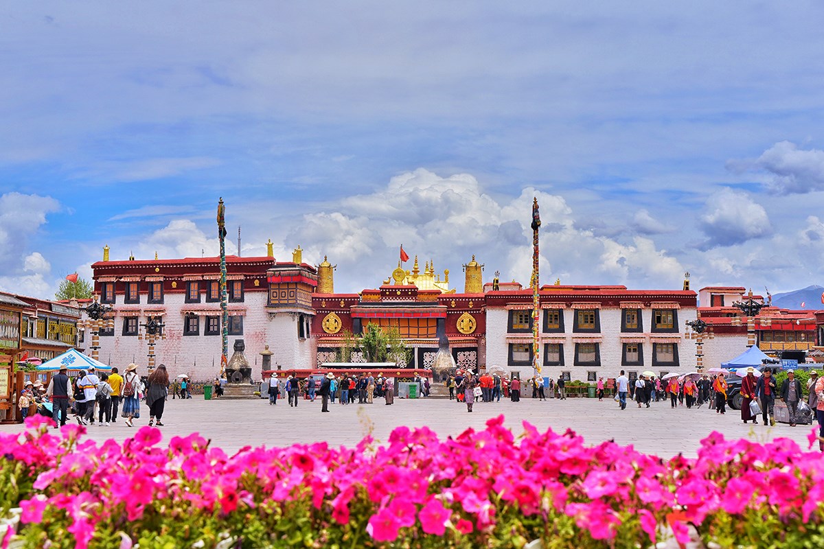 Jokhang Monastery | Photo by Liu Bin