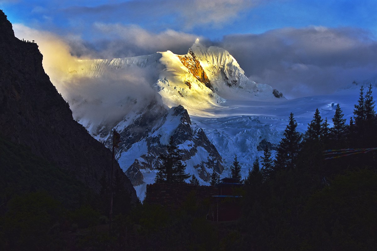 Midui Glacier | Photo by Liu Bin