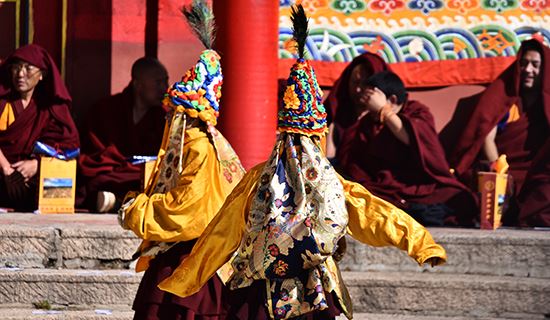 Monlam Festival Tour in South Gansu and Aba 2021