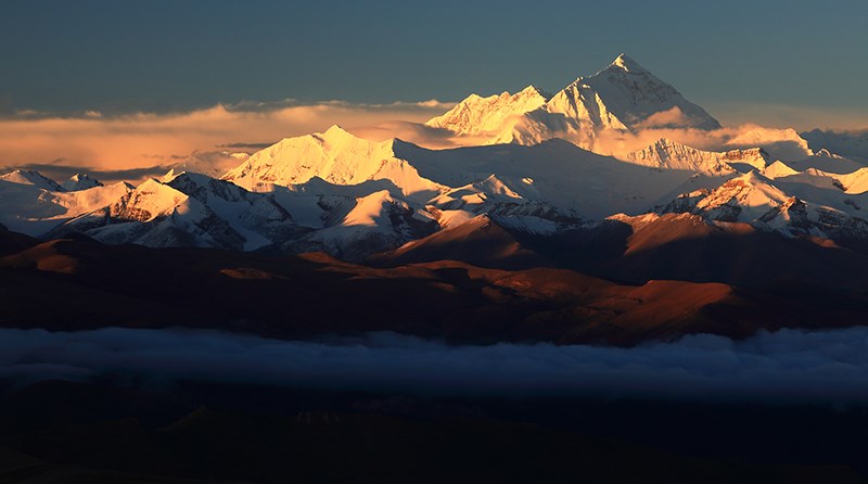 Everest and Himalaya Mountains