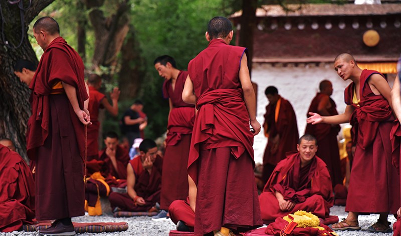 Debate in Sera Monastery