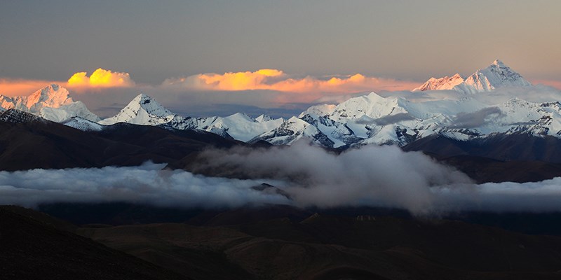 Sunrise of Everest and Himalaya