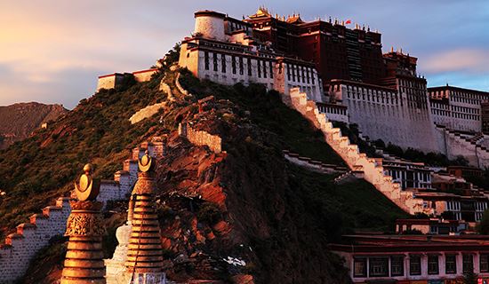 China Highlights with Tibet Train from Lhasa to Shanghai